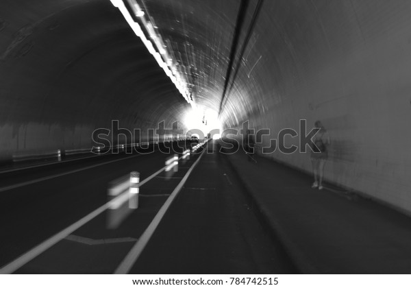 Tunnel Vision in\
LA