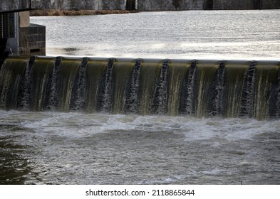 Overflow weir Images, Stock Photos & Vectors | Shutterstock