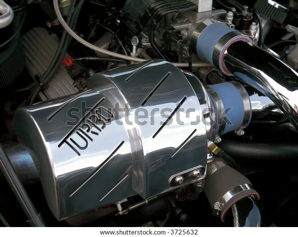 Turbo\
Engine