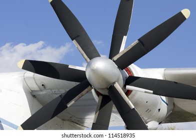 8,605 Turboprop engine Images, Stock Photos & Vectors | Shutterstock