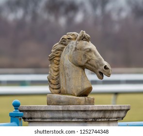 Turfway Horse Racing Park In Florence Kentucky December 8th 2018 USA Building Statures Decoration Horse Heads And Racing Lights