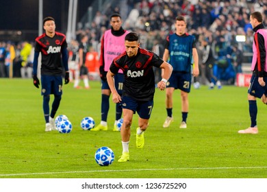Turin - Nov 7, 2018: Alexis Sanchez 7 warms up. Juventus - Manchester United. UEFA Champions League. Matchday 4. Allianz stadium.