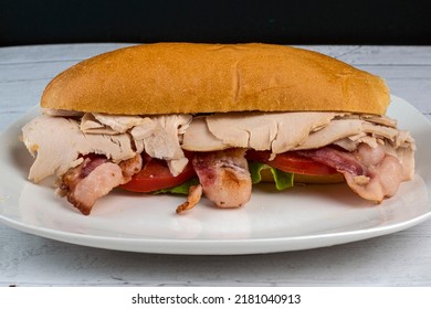 Turkey Blt Sub With Lettuce Tomato And Bacon