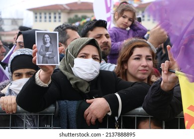 
Turkey-Bursa, 20.03.2022
Thousands Of Kurds Met In Bursa For The Newroz Celebration .Newroz Fire Was Burned By The Citizens And Also Citizens Did Their Regional Dance Which Called Halay.