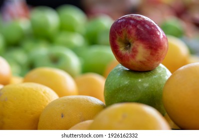 İzmir. Turkey.Feb-26-2921.Apples Have Been Linked To Numerous Health Benefits, Including Improved Gut Health And Reduced Risk Of Stroke, High Blood Pressure, Diabetes, İ Ove Apples.