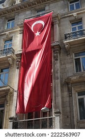 Turkish Flag, Turkish Flag Hanging On The Building, Red Flag
