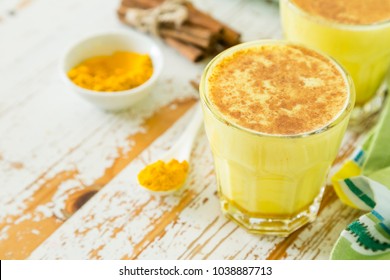 Turmeric drink - golden mild