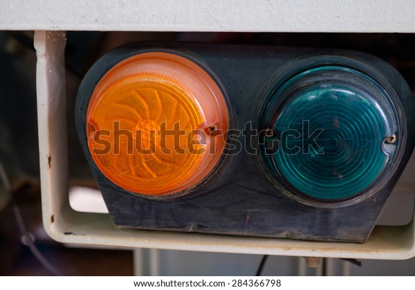 turn signal of a\
truck