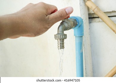 turn the tap off to save water