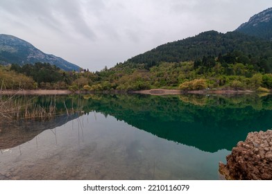 Turquoise Water Alpine Lake Autumn Dramatic Weather