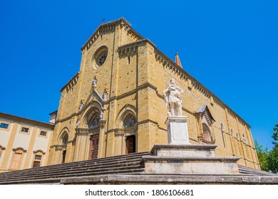 1,057 Arezzo cathedral Images, Stock Photos & Vectors | Shutterstock