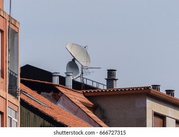 Tv Antenna On Roof House Stock Photo Edit Now