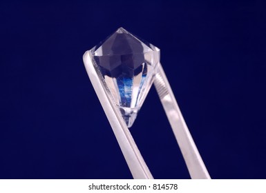 Tweezers and a Diamond