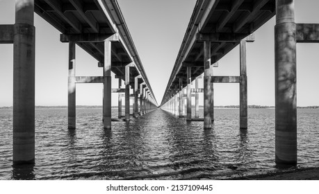 Twin bridges across Lake Waco in Texas