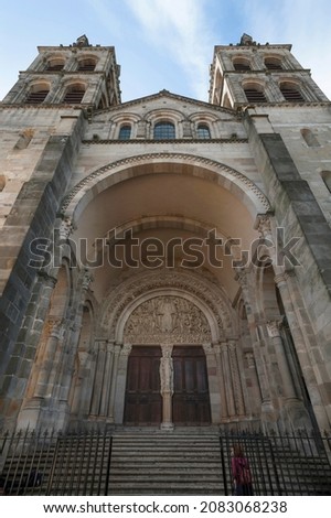 Twin towers, Romanesque tympanum, 1130, Cathedral of Saint Lazarus, Autun, Saône-et-Loire, France