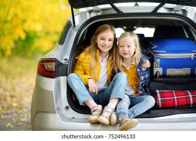 Two Adorable Girls Sitting Car Trunk Stock Photo 752482090 | Shutterstock