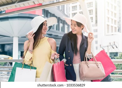 2,941 Wealthy Asian Woman Images, Stock Photos & Vectors | Shutterstock