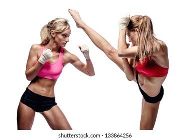 Muscle Girls Fighting