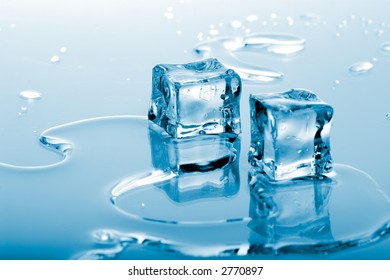 4,422 Refraction ice cube Images, Stock Photos & Vectors | Shutterstock