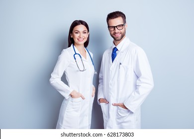 34,261 Two Doctors In White Background Images, Stock Photos & Vectors ...