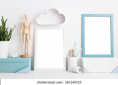 Two blank frames mock up