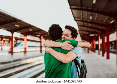 479,289 Brothers Stock Photos, Images & Photography | Shutterstock