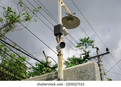 Two Camera As A Closed Circuit Television To Secure Around The Street