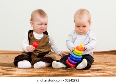 two children shared a toy