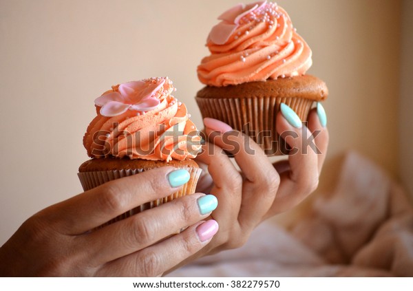 Girls a cupcake and two 2 GIRLS