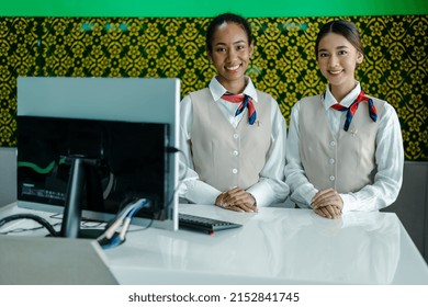 1,304 Airport Assistance Desk Images, Stock Photos & Vectors | Shutterstock