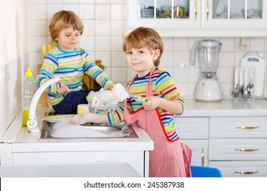 5,432 Child Helping Dishes Images, Stock Photos & Vectors | Shutterstock