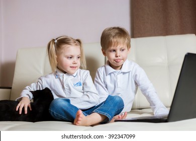 Apologise, hairless young girl pussy free pics with Your place hairless young girl pussy free pics