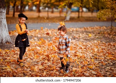 4,667 Children Playing Autumn Fallen Leaves Park Images, Stock Photos ...