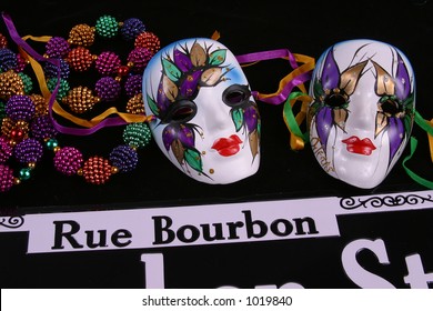 Set of 3 New Orleans Street Sign Mardi Gras Souvenir Shot Glasses
