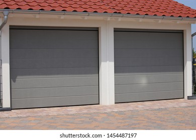 Imagenes Fotos De Stock Y Vectores Sobre Residential Garage