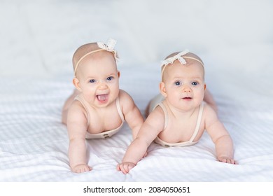 16,498 Little twin sisters Images, Stock Photos & Vectors | Shutterstock