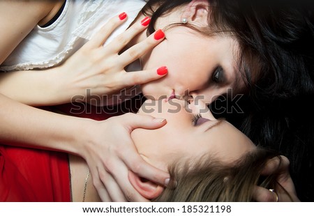 Agree Two sexy women kissing assured Authoritative Two sexy women kissing you were