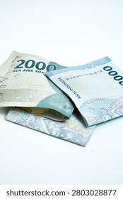 two thousand Indonesian rupiah notes