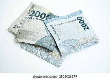 two thousand Indonesian rupiah notes