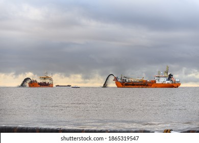 define dredges with fishing define dredges with fishing