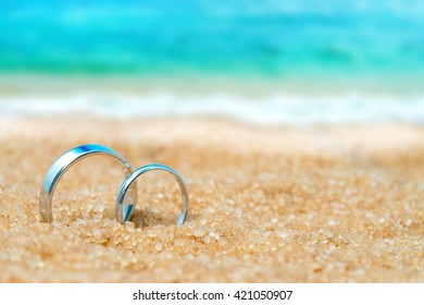 6,104 Wedding rings tropical Images, Stock Photos & Vectors | Shutterstock