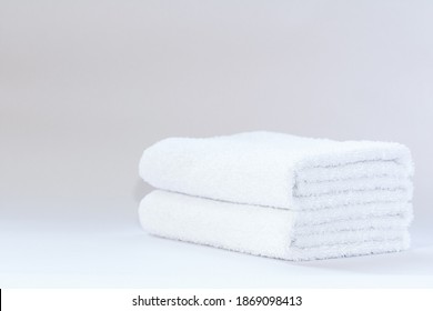 267,104 White bath towel Images, Stock Photos & Vectors | Shutterstock