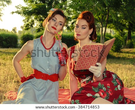 Two women fashionista