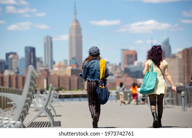 2,013 Williamsburg skyline Images, Stock Photos & Vectors | Shutterstock