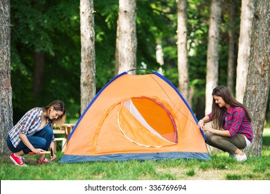 How To Put Up A Tent Hd Stock Images Shutterstock