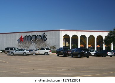 Tyler, TX - January 8, 2009: Macy's Store With Cars In Parking Lot Before Store Was Shut Down. 