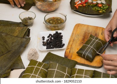 Typical Food In Venezuela, Preparation And Mooring Of The Hallacas