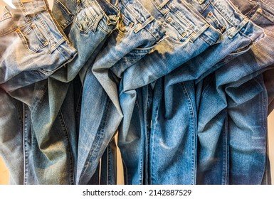 7,701 Group wearing jeans Images, Stock Photos & Vectors | Shutterstock