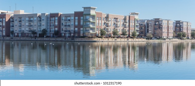 Lakeside Apartments Las Colinas