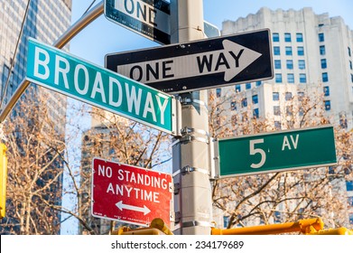 Typical Manhattan Street Signal